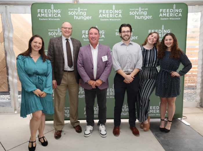 Hupy and Abraham Donates $10,000 at Grateful Plate Gala