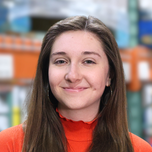 Lily Butzlaff Headshot